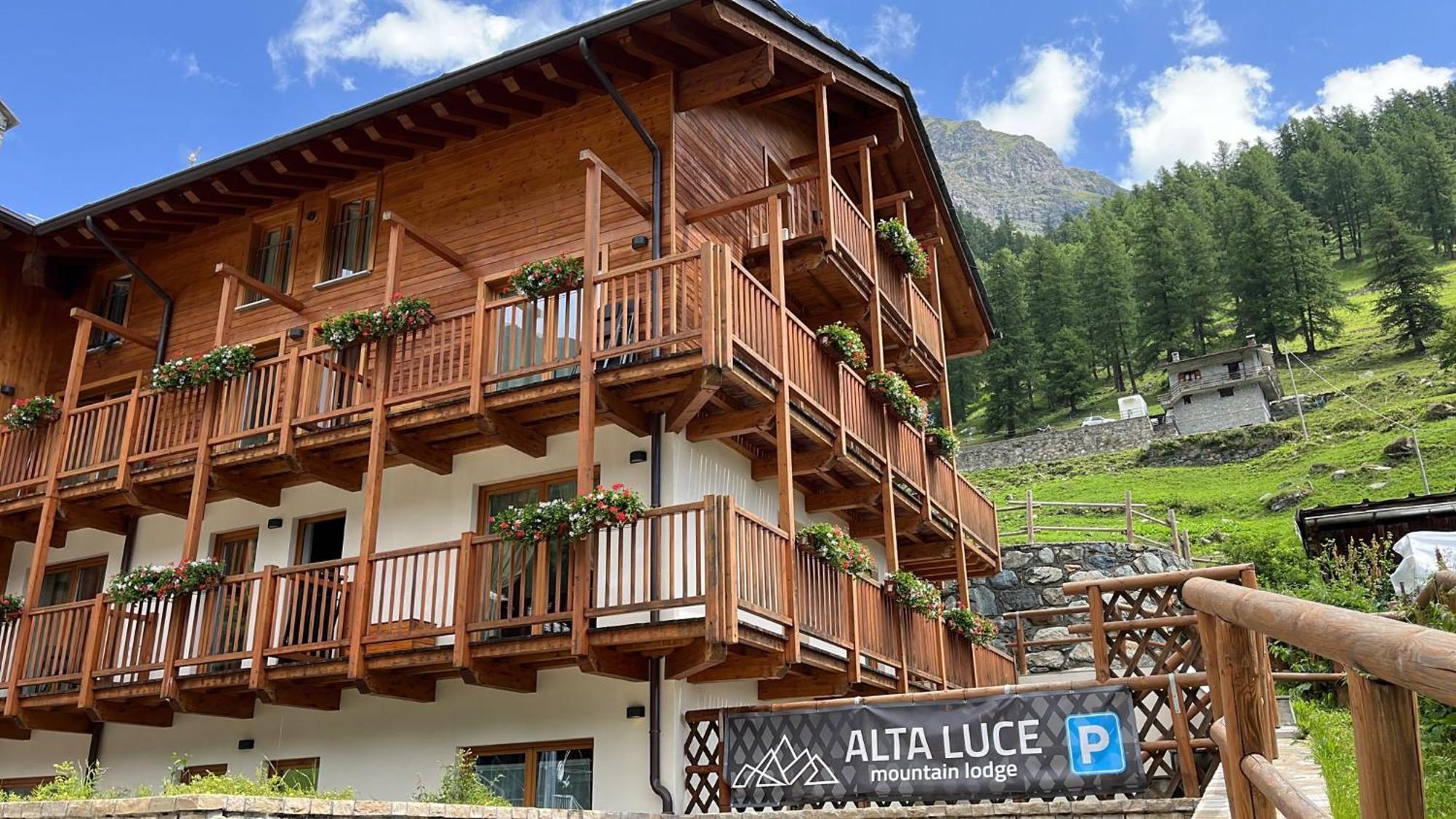 Alta Luce Mountain Lodge Gressoney-la-Trinité Exterior foto